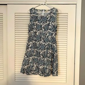 EUC MataTraders Fair Trade Sleeveless Dress Floral Navy/Blue/White Large